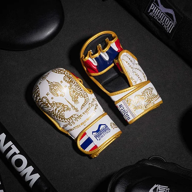 Перчатки для ММА Phantom Muay Thai White Gold (капа в подарок)