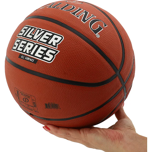 Баскетбольний м'яч
 гумовий SPALDING SILVER SERIES 84541Z
 7 (Помаранчевий)