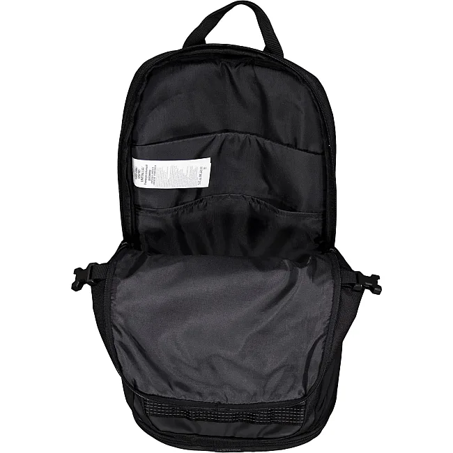 Спортивный рюкзак UNDER ARMOUR Triumph 21L черный 29х48х18 см
