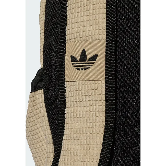 Рюкзак Adidas CL BACKPACK 20,22L бежевый 42x30 см