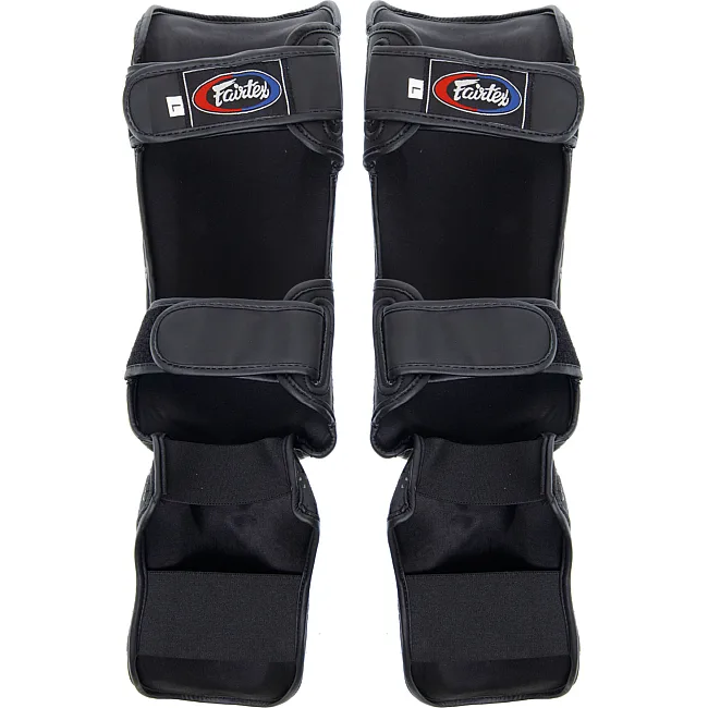 Защитные накладки на ноги REXION FAIRTEX F-033A