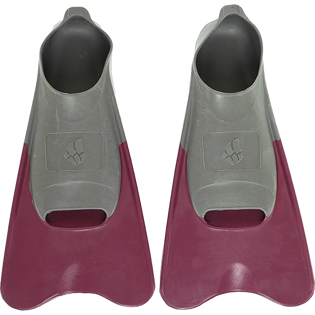 Короткие ласты для тренировок
 MADWAVE
 M074606509W
 40-41
