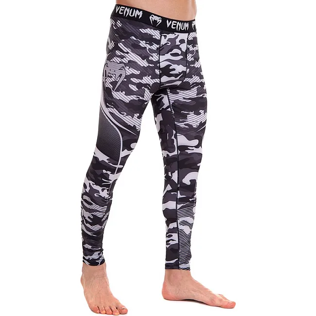 Компрессионные штаны леггинсы тайтсы VENUM
 CAMO HERO CO-8220