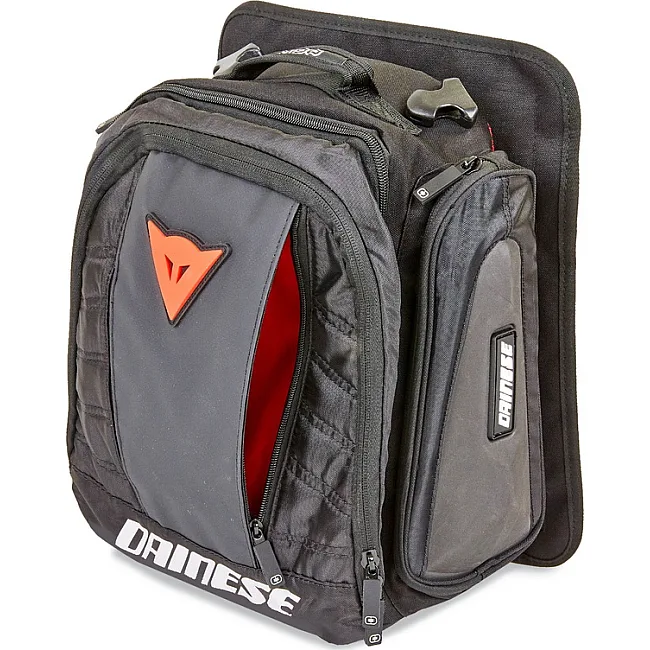 Сумка на бак мотоцикла
 мотоцикла на магнитах DAINESE MS-6815