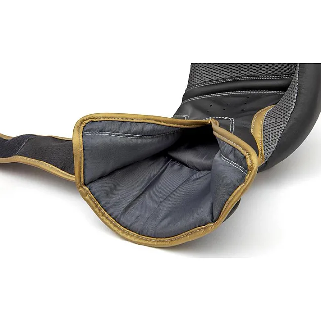 Боксерские перчатки Reebok Boxing Gloves черный, золото чел 10 унций