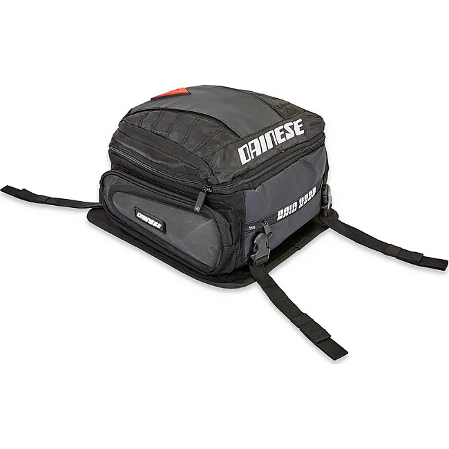 Сумка на бак мотоцикла
 мотоцикла на магнитах DAINESE MS-6815