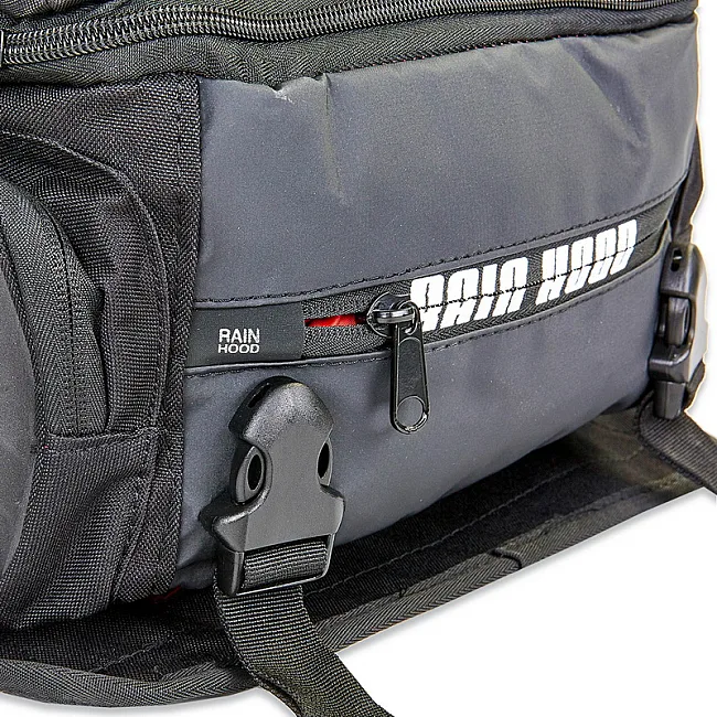 Сумка на бак мотоцикла
 мотоцикла на магнитах DAINESE MS-6815