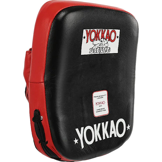 Лапа боксерская изогнутая тренировочная кожа YOKKAO YKO-217 (Черный-желтый)