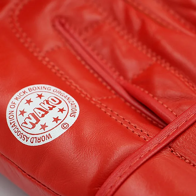 Кожаные перчатки для кикбоксинга Adidas WAKO