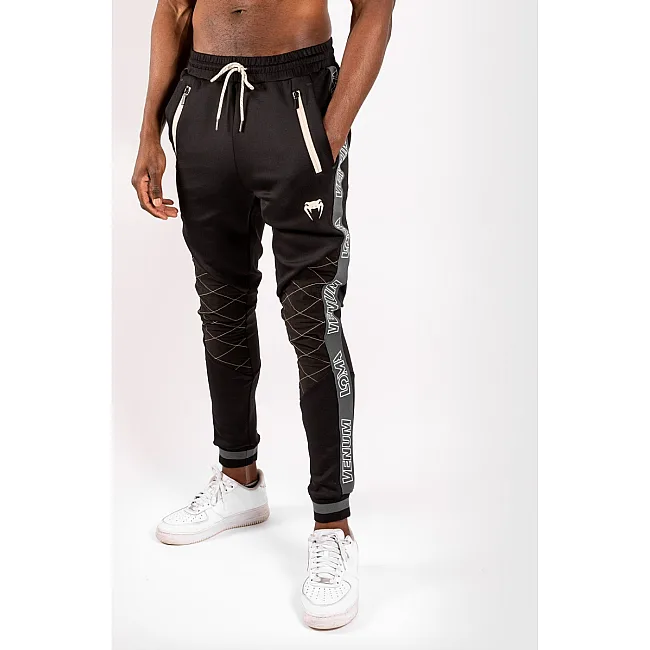 Спортивные штаны VENUM Loma Arrow Joggings Black White