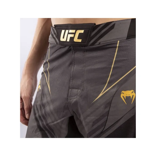 Легкие шорты для ММА VENUM Authentic UFC FightNight Short Fit Pro Line