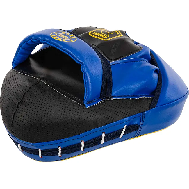 Лапа боксерская изогнутая тренировочная
 BOXER
 Элит 2013-01 23х19х4,5см 2штуки (Черный-синий)