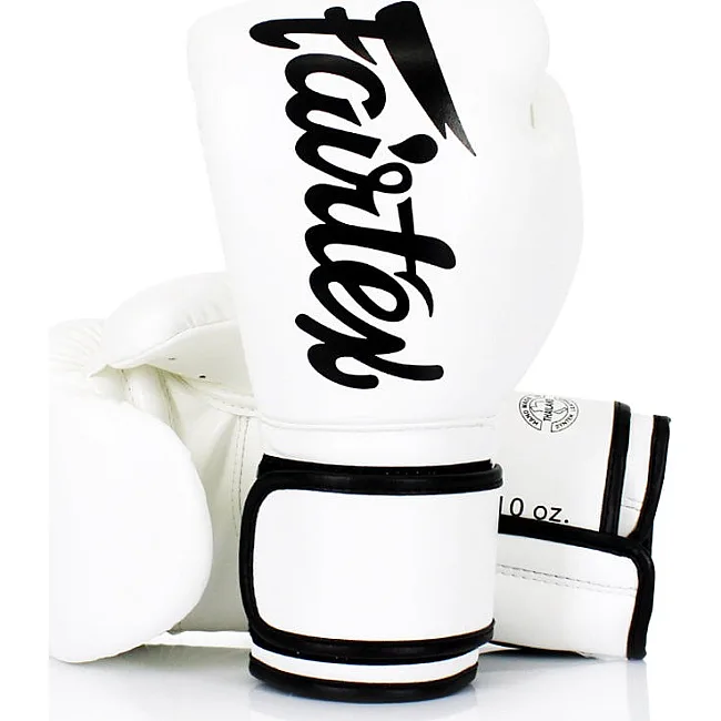 Боксерские перчатки Fairtex BGV14 White (бинты в комплекте)