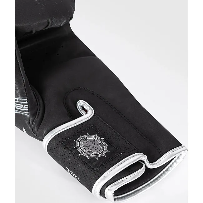 Рукавички боксу VENUM Gladiator 5.0 Black Silver