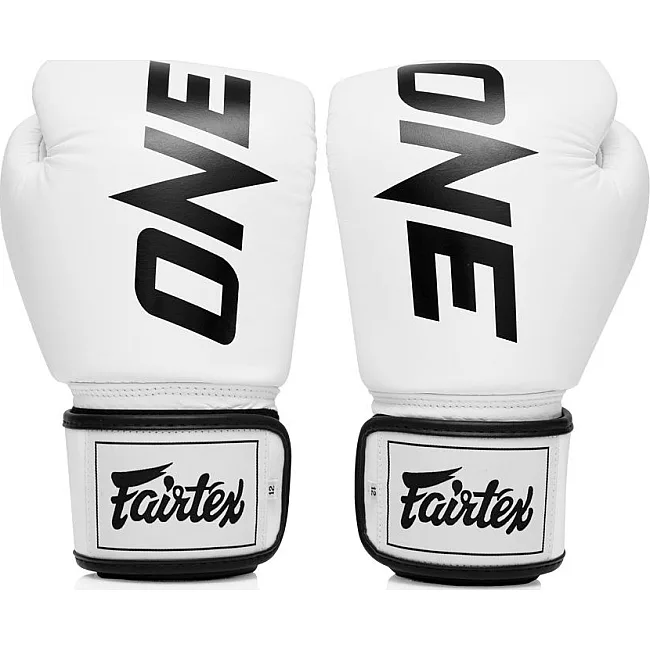 Боксерские перчатки Fairtex BGV1-ONE (натуральная кожа) White (бинты в комплекте)