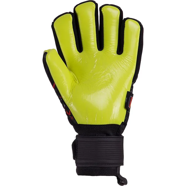 Вратарские перчатки
 профессиональные с защитой пальцев SOCCERMAX GK-007
 7-11