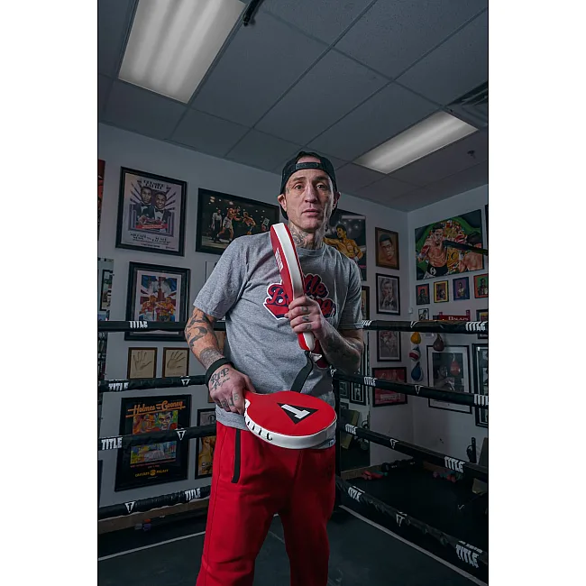 Боксерские ракетки TITLE Boxing Punch Training Paddles Red
