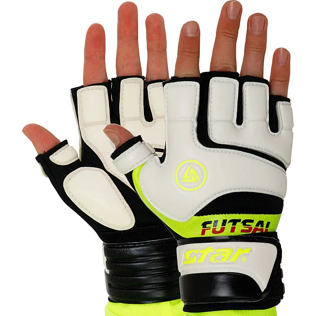 Вратарские перчатки
 футзальные STAR GOLEIRO FG100 (Белый-черный)