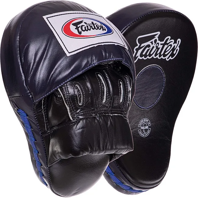 Лапа боксерская изогнутая тренировочная кожа FAIRTEX FMV9 24x19x5см 2штуки (Красный)