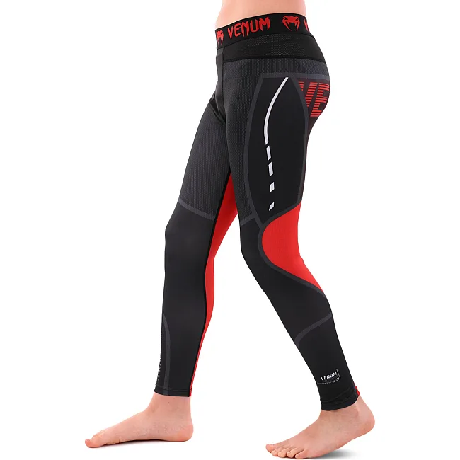 Компрессионные штаны леггинсы тайтсы детские VENUM
 9639B XXS
-L, (Черный-красный)