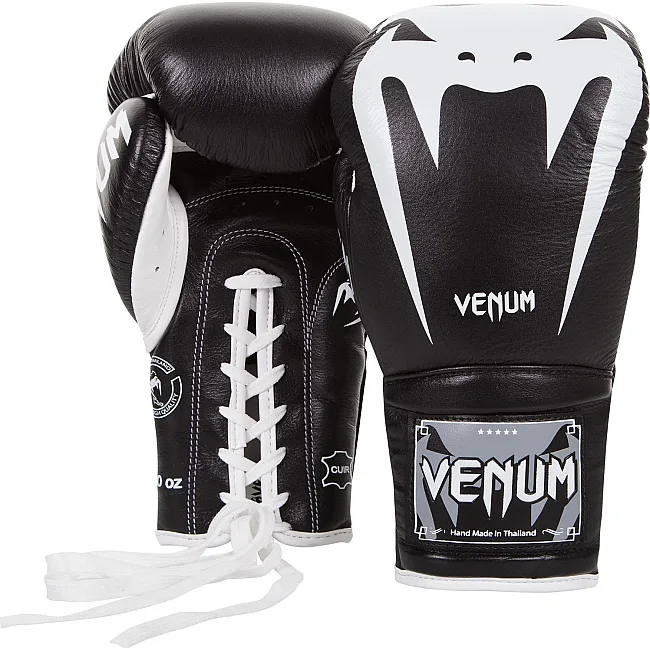 Боксерські рукавиці Venum Giant 3.0 With Laces
