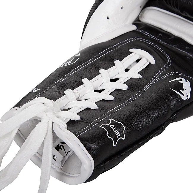 Боксерські рукавиці Venum Giant 3.0 With Laces
