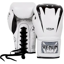 Боксерские перчатки Venum Giant 3.0 With Laces White