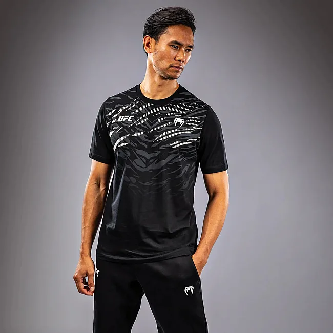 Футболка чоловіча UFC VENUM Fight Night 4.0 REPLICA Mens Black