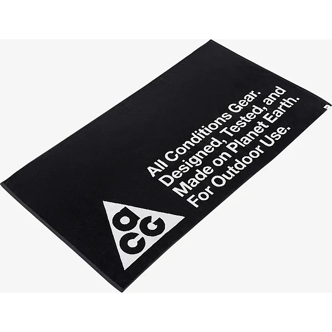 Полотенце Nike TOWEL ACG GRAPHIC черное 80 х 145 см
