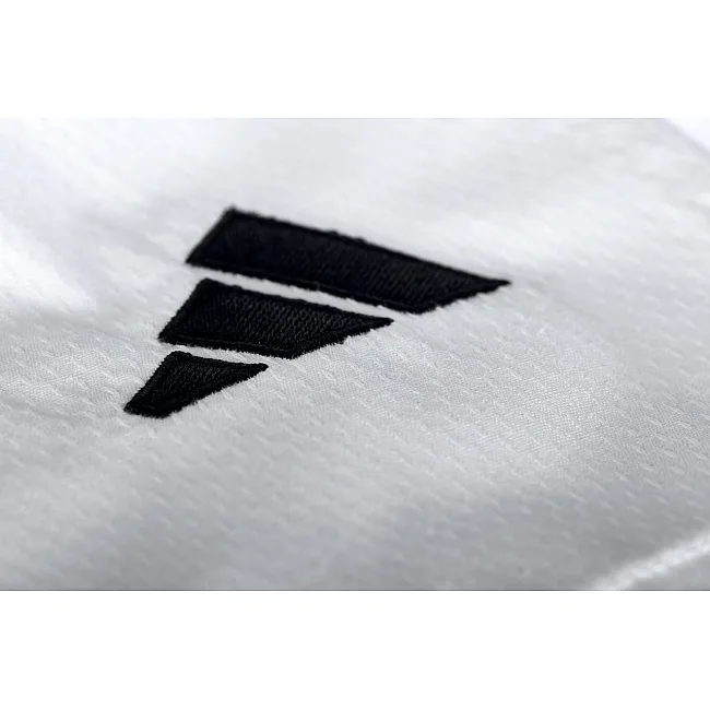 Кімоно для карате Adidas Fighter Slim Fit з ліцензією WKF (білий) K220DNAWKF