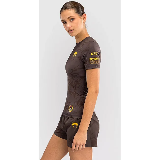 Рашгард женский UFC VENUM FIGHT WEEK 4.0 Womens Short Sleeve Dark Brown