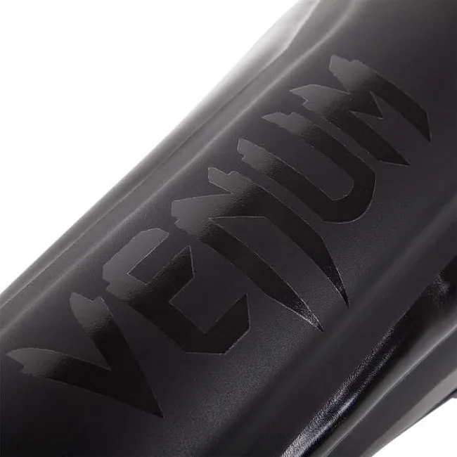 Защита голени и стопы Venum Elite