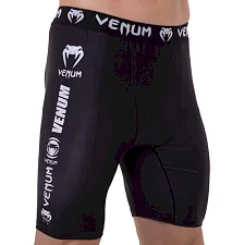 Компресійні шорти VENUM DK38