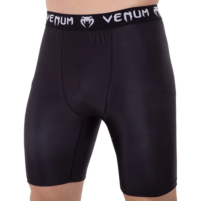 Компресійні шорти VENUM DK38