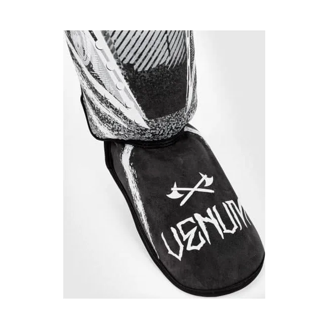 Захист ніг VENUM Gladiator 4.0 Black White