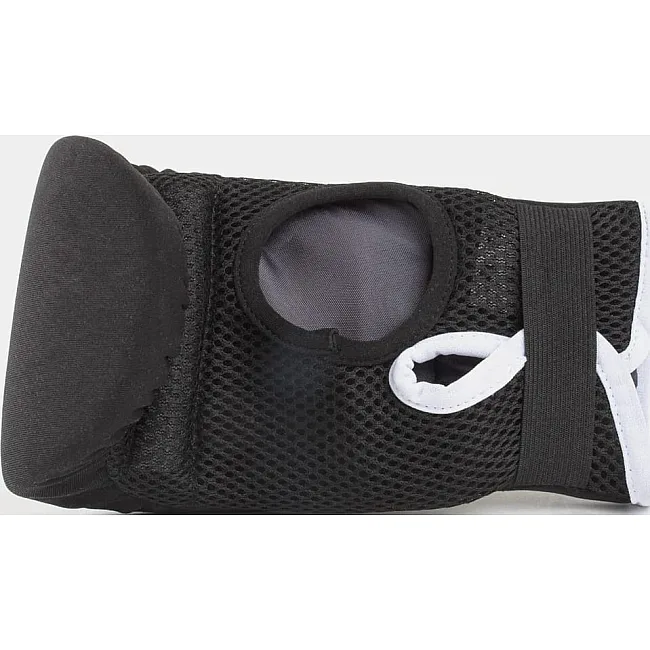 Боксерские перчатки Everlast CORE SLIP ON BOXING GLOVE черный One Size
