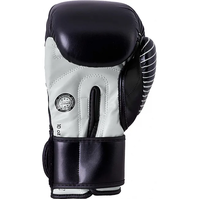 Перчатки для кикбоксинга с лицензией WAKO (черный-серебро) ADIDAS adiKBWKF200