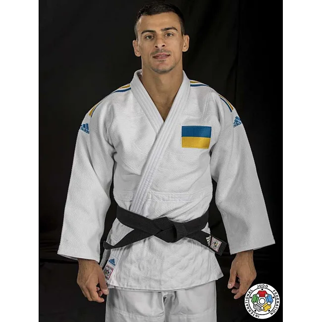 Кимоно для дзюдо Adidas Champion 2 SlimFit с лицензией IJF