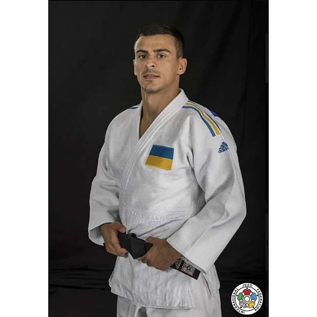Кимоно для дзюдо Adidas Champion 2 SlimFit с лицензией IJF
