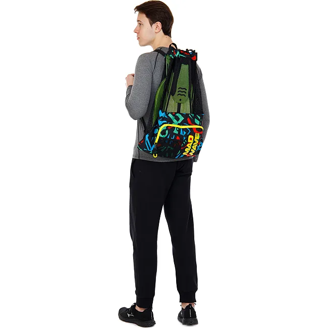 Рюкзак-мішок спортивний
 MADWAVE
 M111006006W VENT DRY BAG 65х48, 5см (Мультиколор)