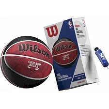 Баскетбольный мяч в подарочной коробке + насос WILSON NBA TEAM TRIBUTE BSKT CHI BULLS S size 7