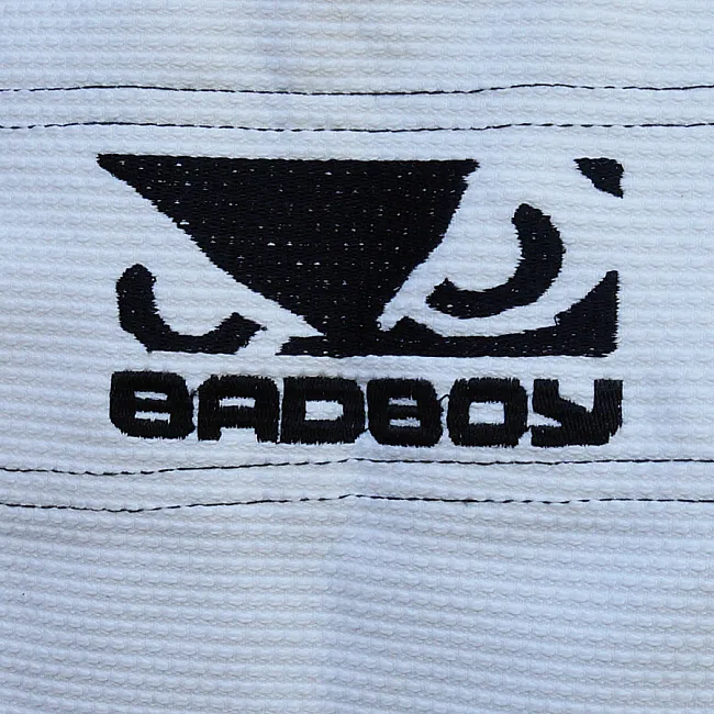 Кимоно детское для Бразильского Джиу Джитсу Bad Boy Limited Series Белое