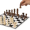Шахматы
 деревянные с виниловым игровым полем SP-SPORT
 IG-4929 (3104)
 короля 7,8 см пешки 3,6 см
