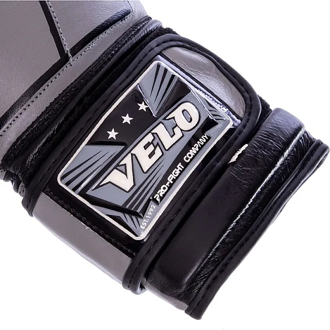 Боксерские перчатки кожаные VELO VL-2218