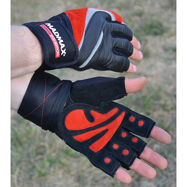 Рукавиці для фітнесу MADMAX MFG-568 Extreme 2nd edition Black/Red