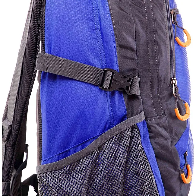Спортивный рюкзак с каркасной спинкой DEUTER 8811-8 32л