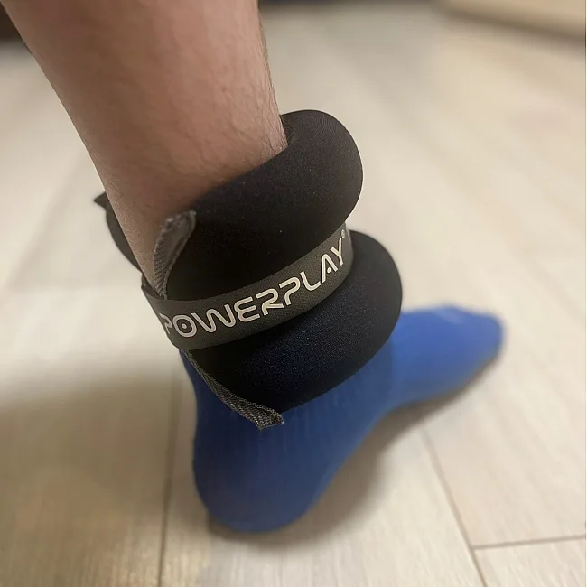 Утяжелители-манжеты для ног и рук PowerPlay PP-4349 Ankle/Wrist Weights (2шт.*1 kg) (пара) Черные