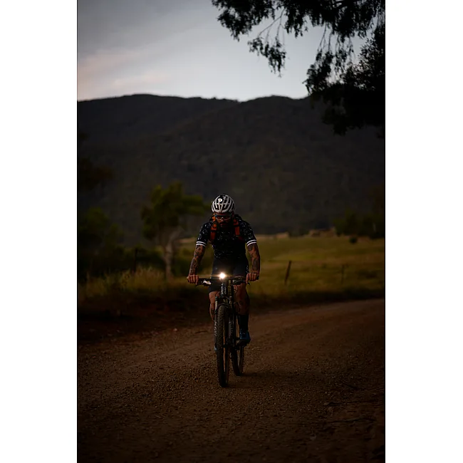 Фара на велосипед KNOG PWR Mountain 2000 Lumens POWERBANK