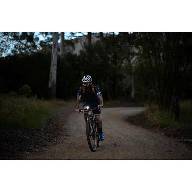 Фара на велосипед KNOG PWR Mountain 2000 Lumens POWERBANK