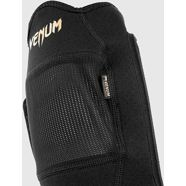 Защита ног Venum Kontact Evo